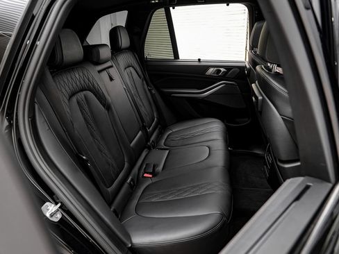 Used 2021 BMW X5 M50i w/ Executive Package AWD/4WD image 45