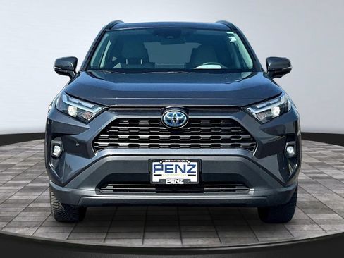 Used 2022 Toyota RAV4 XLE Premium AWD/4WD image 2