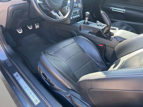 Used 2020 Ford Mustang GT Premium image 20