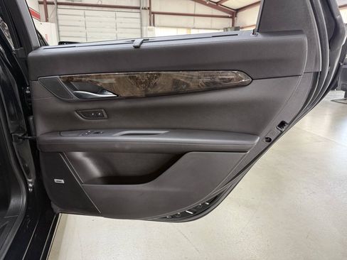 Used 2018 Cadillac CT6 Luxury AWD/4WD image 15