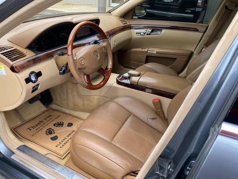 Used 2009 Mercedes-Benz S 550 4MATIC image 13