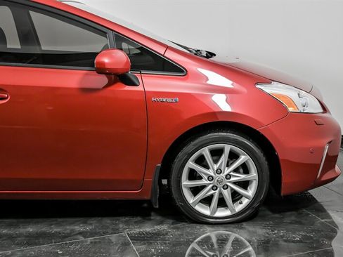 Used 2012 Toyota Prius V Two image 12
