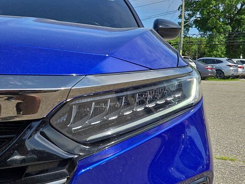 Used 2021 Honda Accord Sport image 10