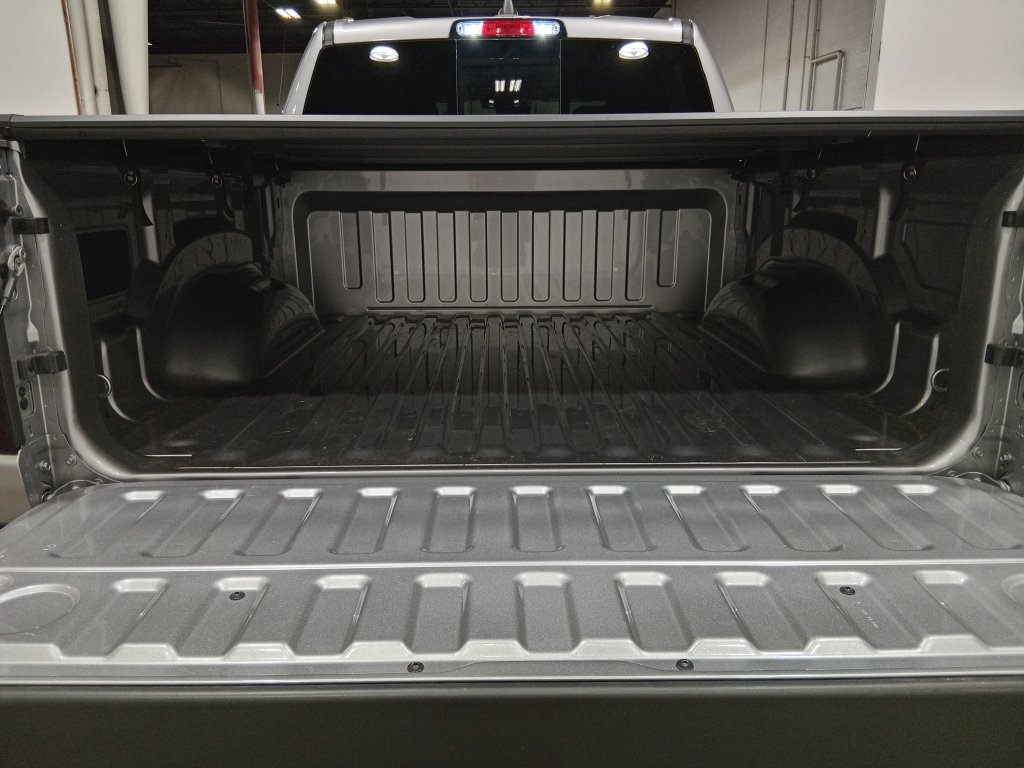 Used 2025 RAM 1500 Big Horn AWD/4WD image 6