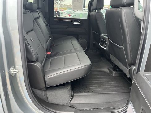 Used 2024 GMC Sierra 2500 Denali w/ Denali Reserve Package image 24