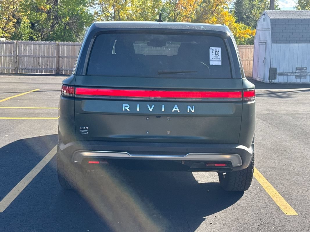 Used 2025 Rivian R1S Adventure Dual AWD/4WD image 6