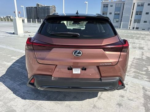 Used 2025 Lexus UX 300h FWD w/ Accessory Package (Z2) image 24