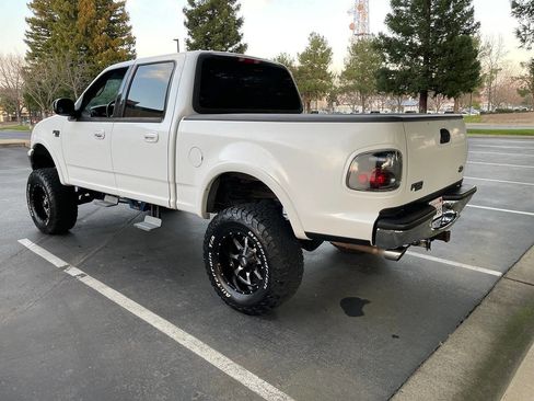 Used 2001 Ford F150 Lariat image 5