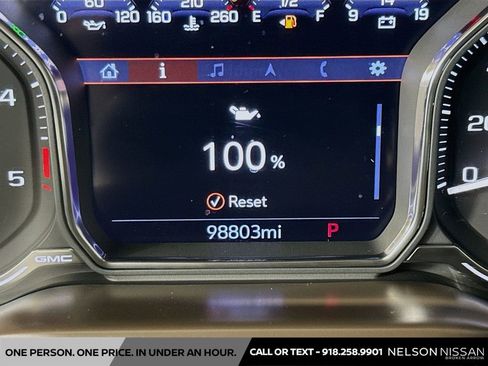 Used 2020 GMC Sierra 2500 Denali w/ Denali Ultimate Package AWD/4WD image 12
