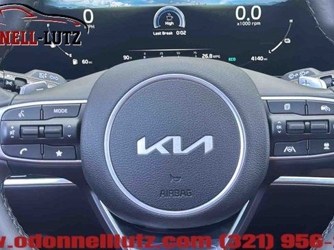 Used 2025 Kia Sportage SX Prestige image 19