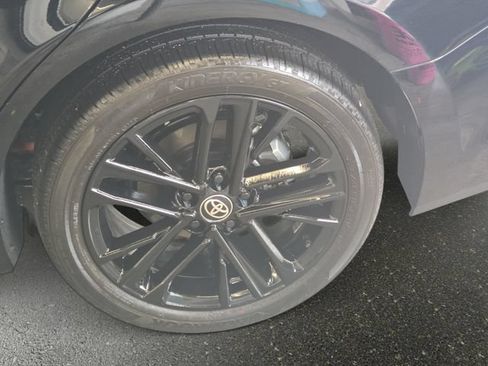 Used 2025 Toyota Camry SE AWD/4WD image 34