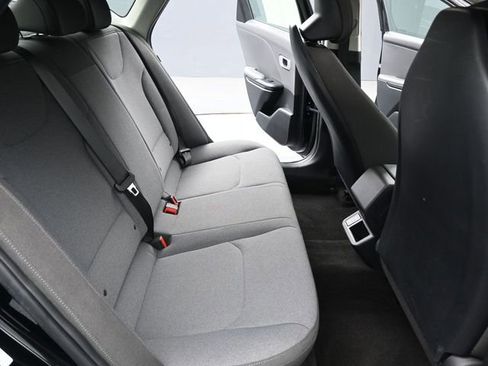 Used 2025 Kia K4 LXS image 14