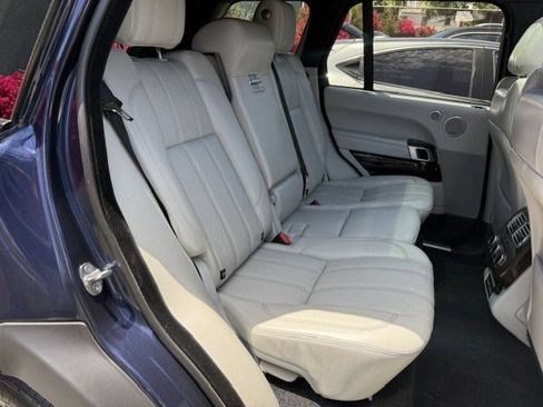 Used 2017 Land Rover Range Rover Supercharged AWD/4WD image 30