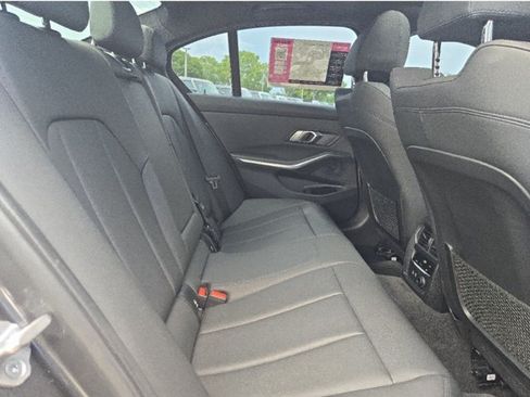 Used 2020 BMW 330i Sedan w/ Convenience Package RWD image 23
