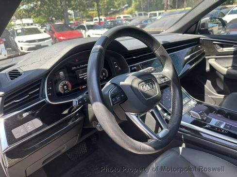 Used 2022 Audi Q8 Premium Plus AWD/4WD image 14