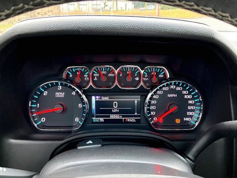 Used 2019 GMC Yukon SLT image 10