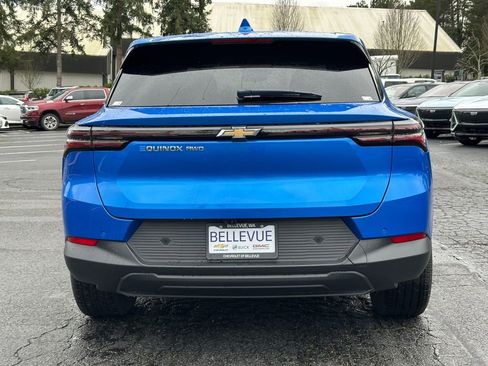 New 2026 Chevrolet Equinox EV LT image 4