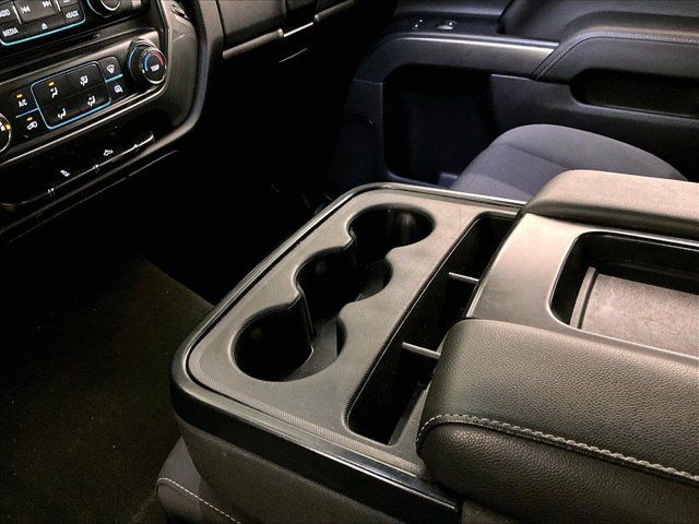 Used 2018 Chevrolet Silverado 1500 LT AWD/4WD image 17