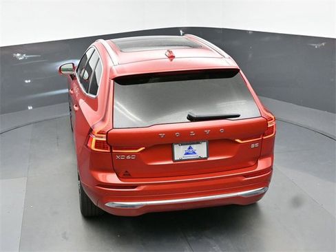 Used 2023 Volvo XC60 B5 Ultimate image 48