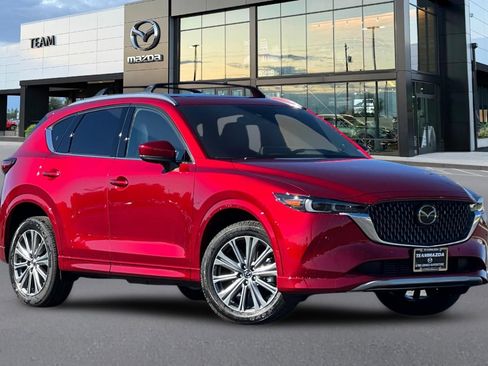 New 2025 MAZDA CX-5 Signature image 2