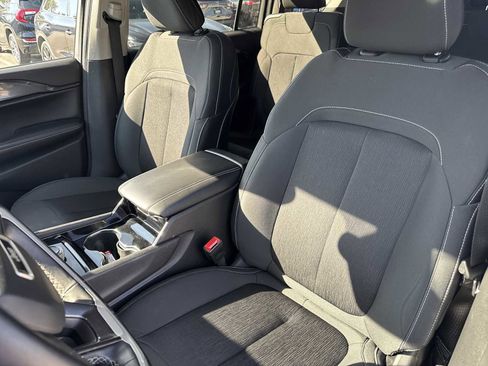 Used 2022 Jeep Grand Cherokee L Laredo w/ Luxury Tech Group I image 20