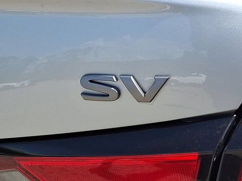 Used 2024 Nissan Altima 2.5 SV FWD image 31