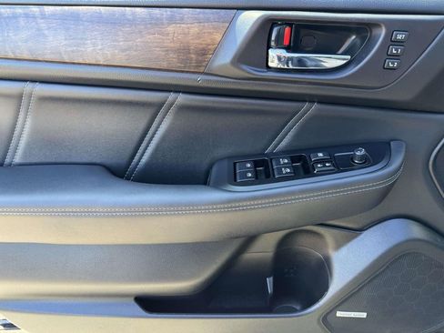 Used 2019 Subaru Outback 2.5i Limited AWD/4WD image 15