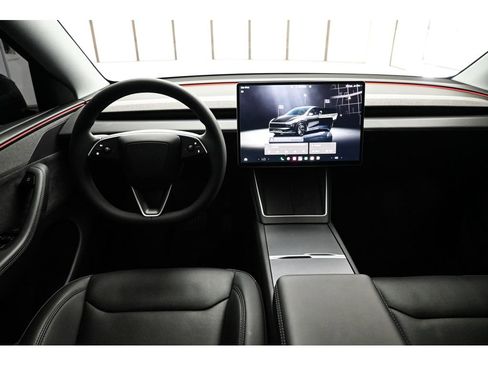 Used 2026 Tesla Model Y Long Range RWD image 34