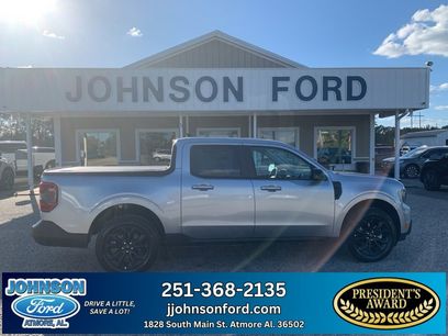 New 2024 Ford Maverick Lariat w/ Black Appearance Package