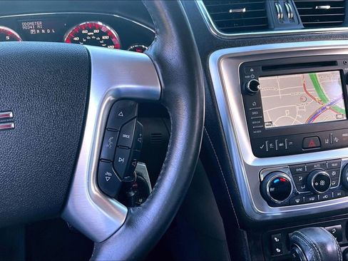 Used 2017 GMC Acadia Limited SLT image 26