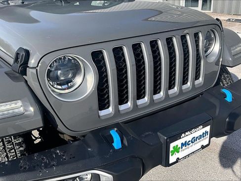 Used 2023 Jeep Wrangler Unlimited Sahara w/ Cold Weather Group image 25