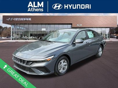 New 2026 Hyundai Elantra SE