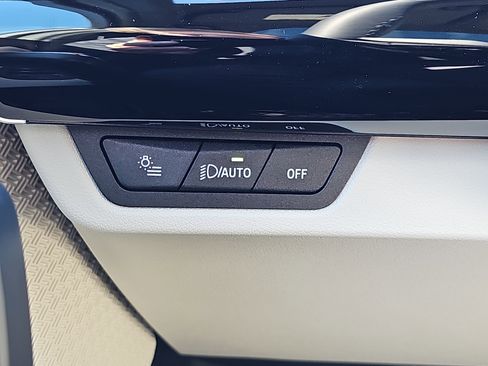 New 2026 BMW X1 xDrive28i w/ Technology Package image 27