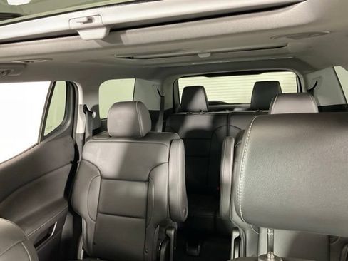 Used 2023 GMC Acadia SLT w/ Elevation Edition AWD/4WD image 40