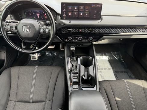 Used 2023 Honda Accord Sport image 6