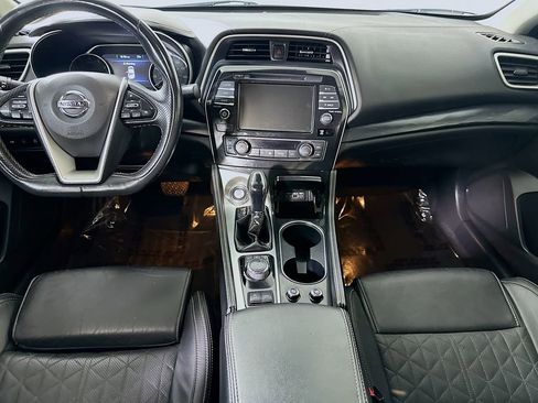 Used 2022 Nissan Maxima Platinum w/ Sport Mat Group FWD image 17