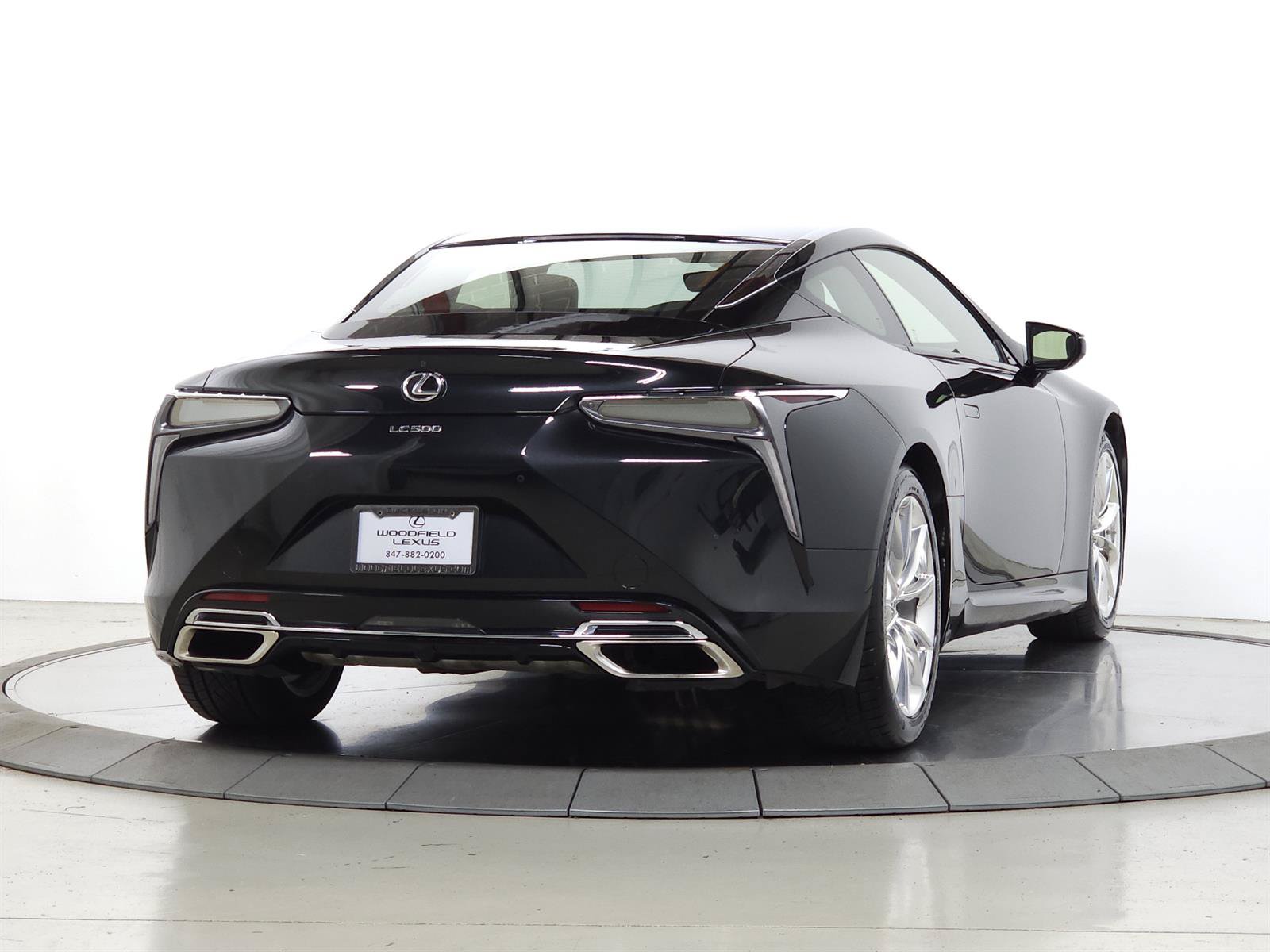 Used 2018 Lexus LC 500 Coupe w/ Touring Package RWD image 10