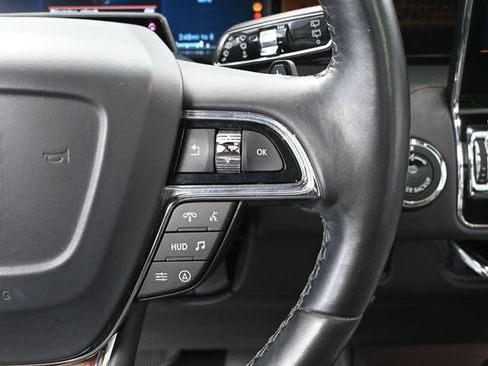 Used 2022 Lincoln Navigator Black Label AWD/4WD image 31