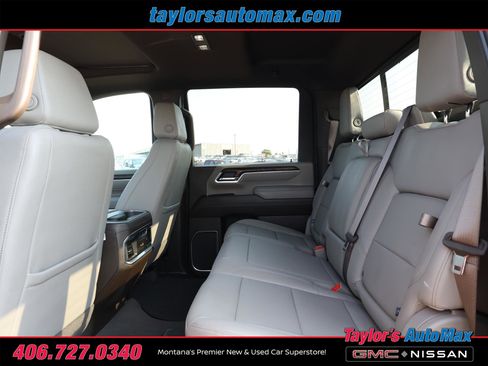 Used 2025 GMC Sierra 3500 SLT w/ SLT Premium Package image 6