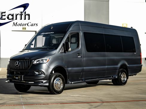 Used 2023 Mercedes-Benz Sprinter 3500 image 1