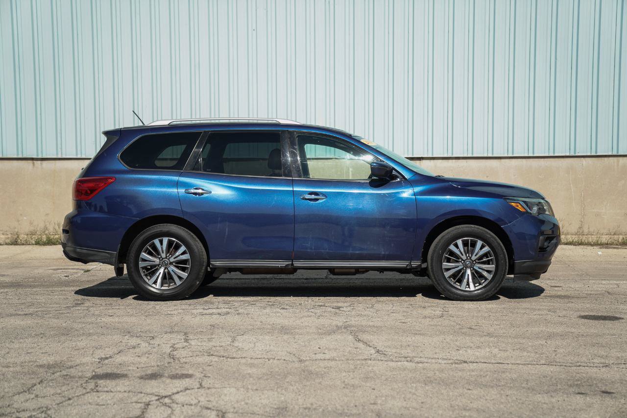 Used 2018 Nissan Pathfinder S AWD/4WD image 6