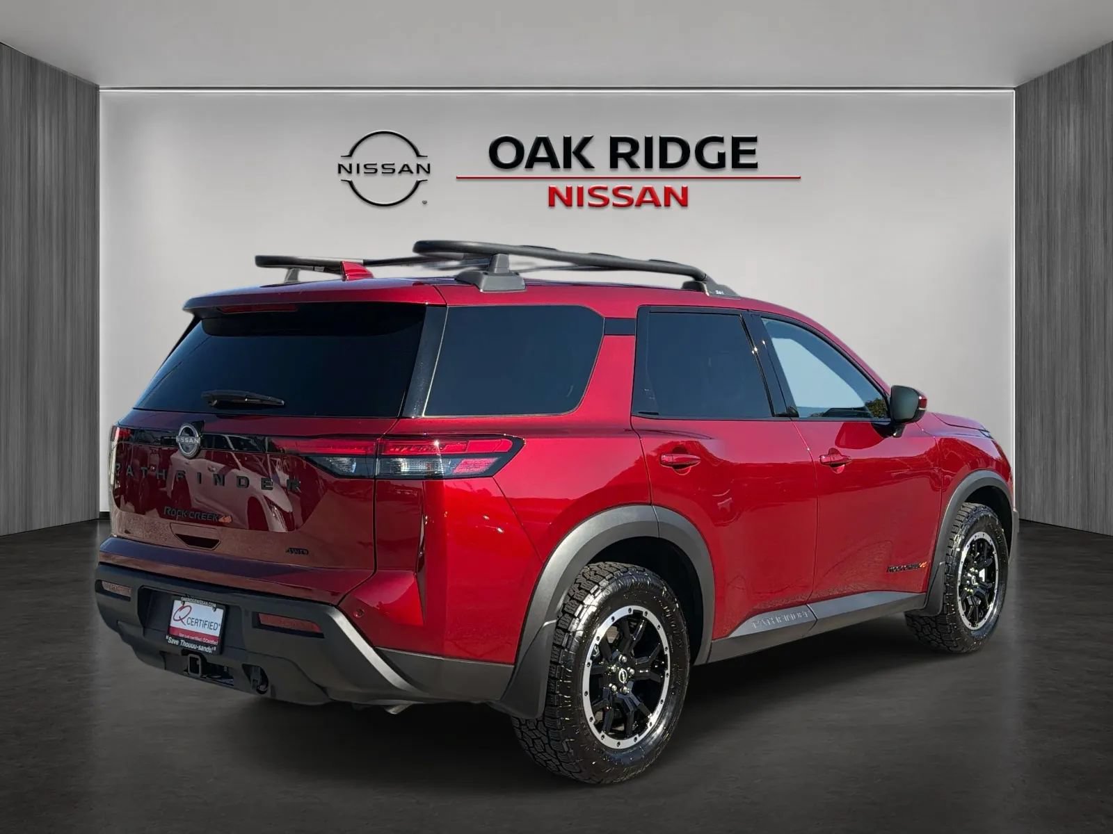 Used 2024 Nissan Pathfinder Rock Creek AWD/4WD image 3