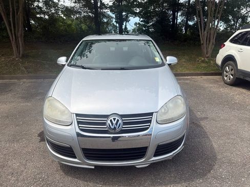 Used 2009 Volkswagen Jetta Wolfsburg Edition FWD image 13