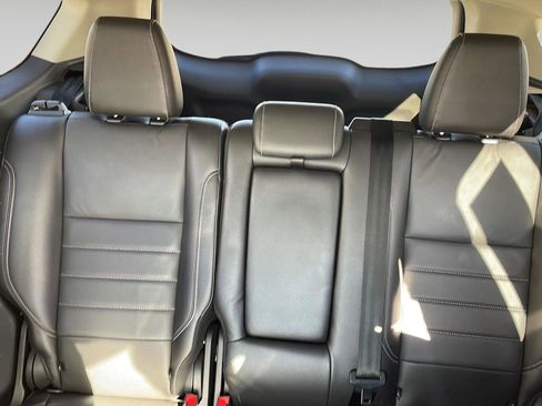 Used 2015 Ford Escape Titanium image 16