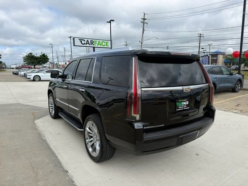 Used 2018 Cadillac Escalade Premium Luxury w/ LPO, Radiant Package AWD/4WD image 8