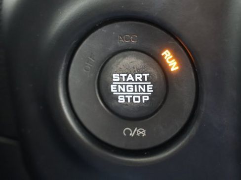 Used 2021 Jeep Wrangler Unlimited Sport image 17