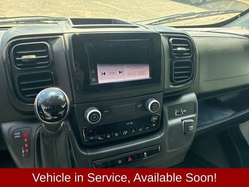 Used 2025 RAM ProMaster 2500 w/ Convenience Group image 18