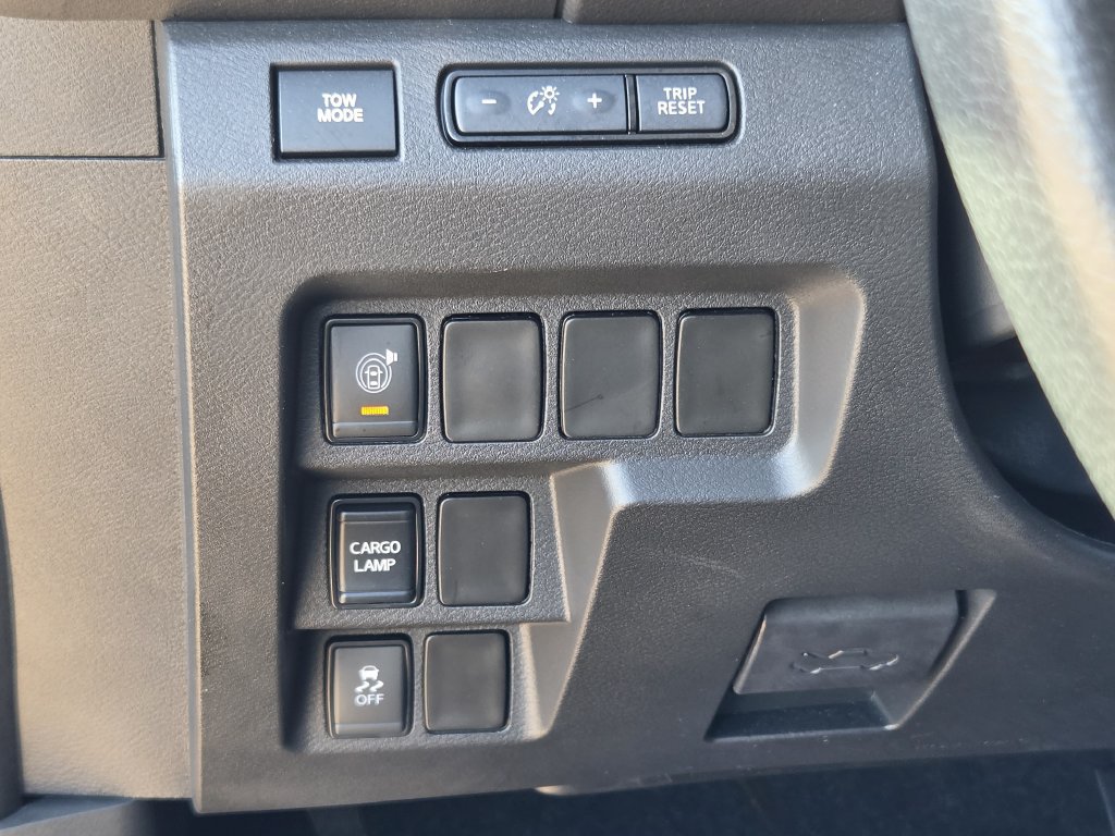 Used 2025 Nissan Frontier Pro-X RWD image 24