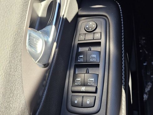 New 2026 Chrysler Pacifica Select image 19