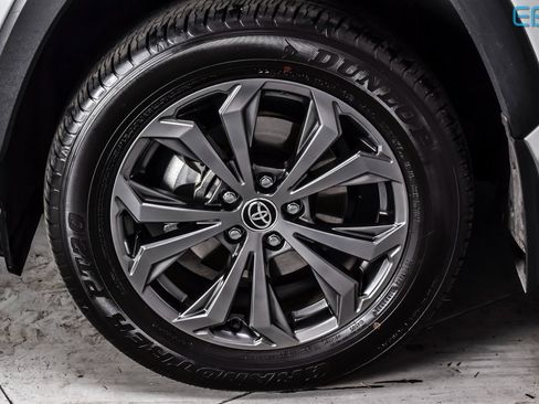 Used 2024 Toyota RAV4 XLE Premium image 10